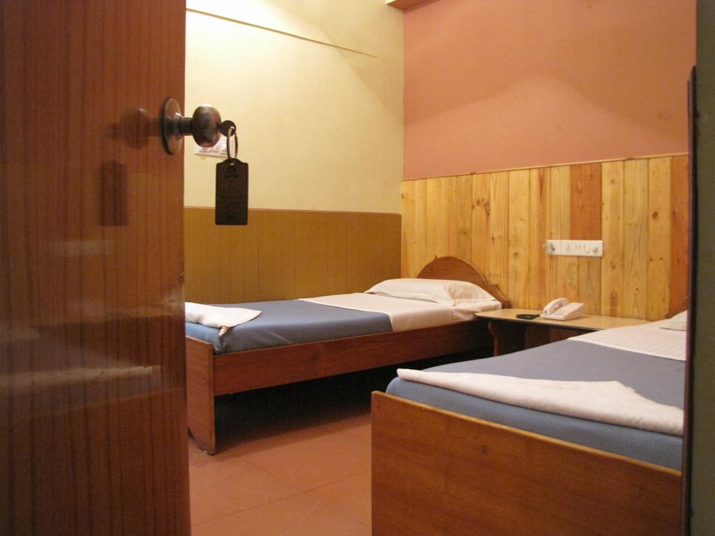 Hotel O Shree Amm Residency Bangalore Rum bild