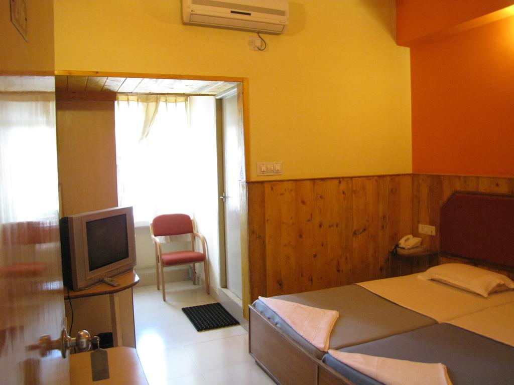 Hotel O Shree Amm Residency Bangalore Rum bild